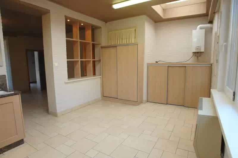 Comfortabele Rijwoning Nabij Centrum Roeselare