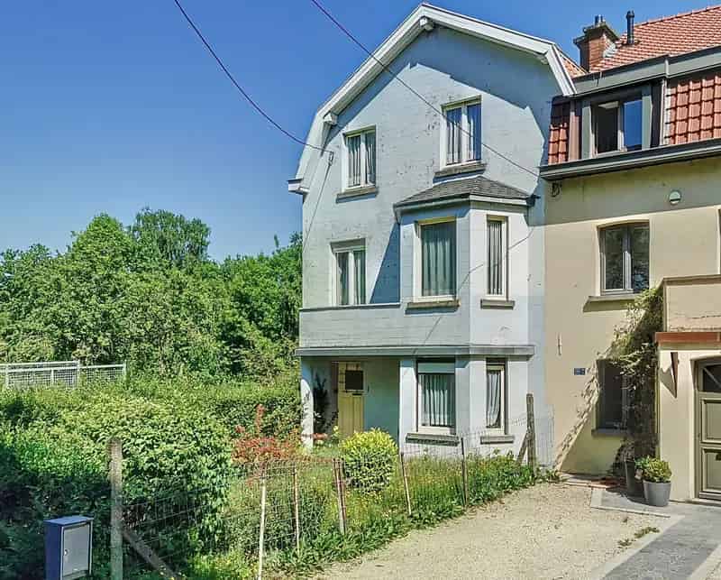Huis te renoveren Dumontplein
