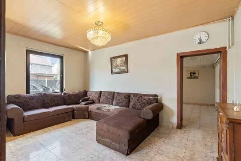 Huis te koop Houthalen-Helchteren 3 slaapkamers Te renoveren