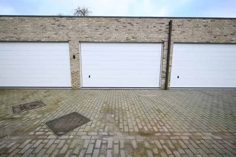 Garage te koop Izegem - 67m²