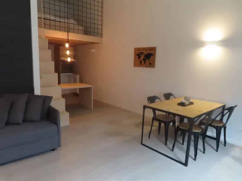 Studentenkamer Studio Slaaphoek Keuken Badkamer