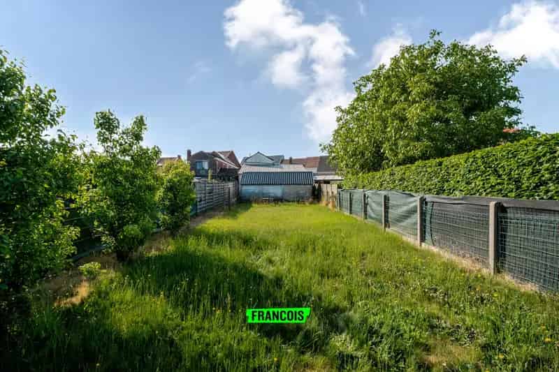 Huis te koop Waregem: Renovatieproject met landelijk zicht