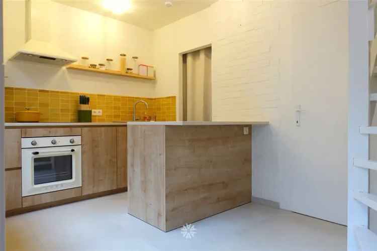 Te huur huis in Gent met gerenoveerde woning en gezellige locatie