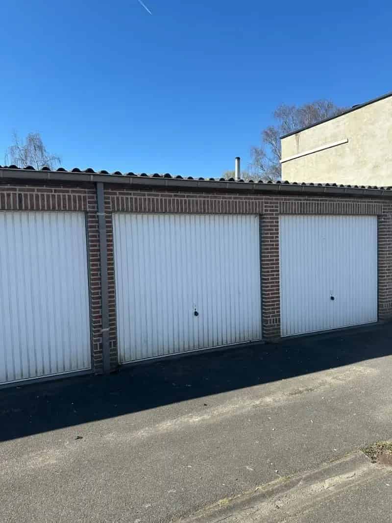 Gesloten Garagebox te Huur Kemzeke