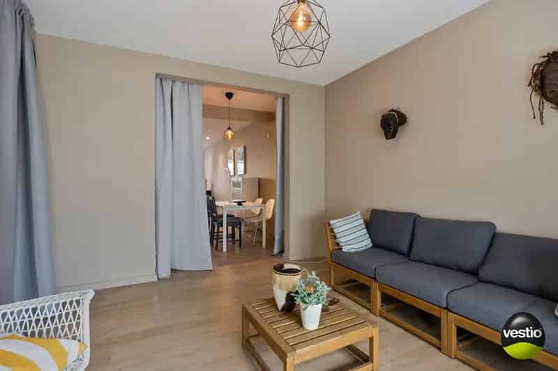 Handelspand Capucienenplein 80m2 gerenoveerd