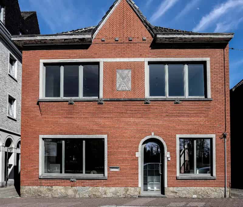 Huis te Koop 5 Slaapkamers Burcht