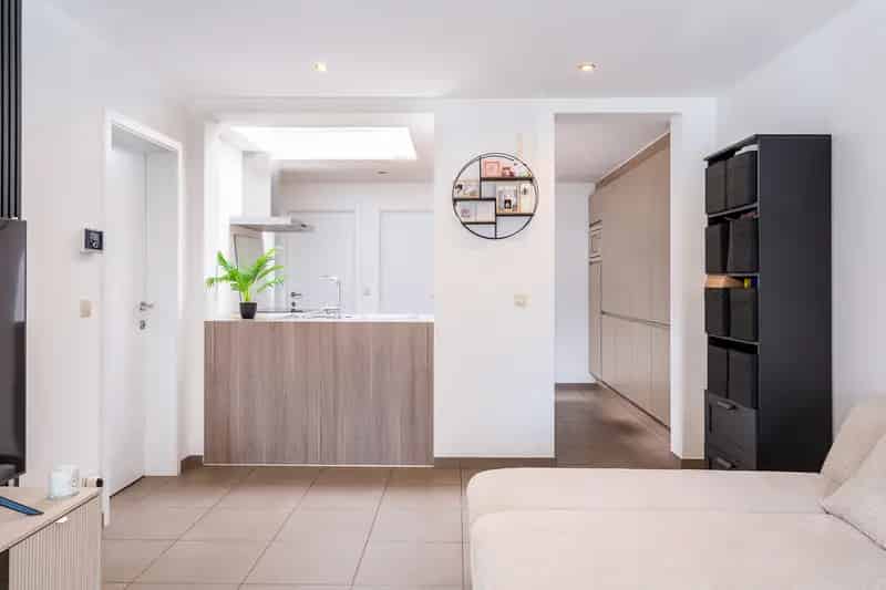 Appartement te koop: Instapklaar 3 slaapkamers, tuin en garage
