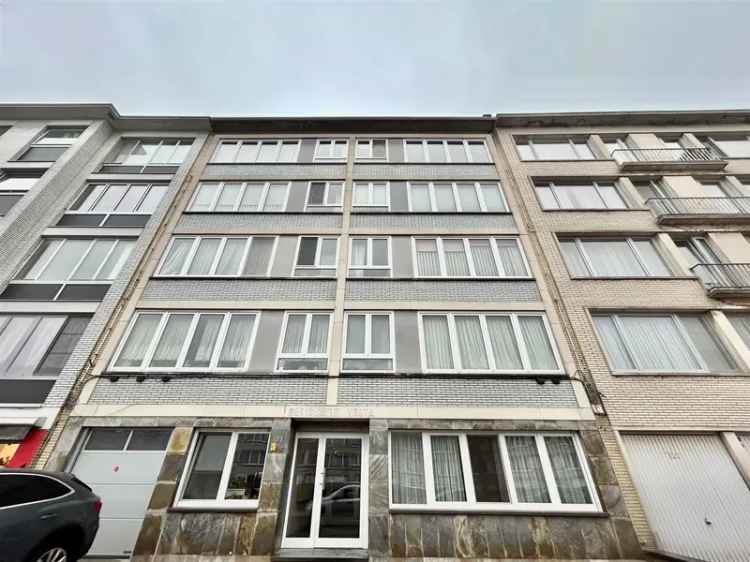 Centraal gelegen appartement met 2 slaapkamers !