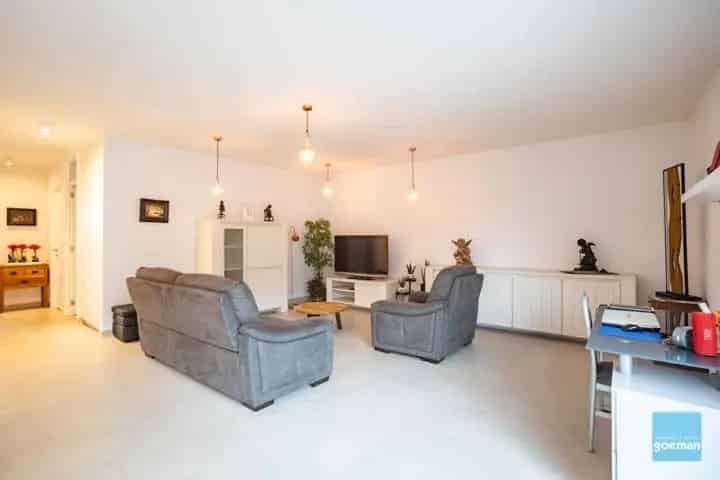 Nieuwbouwappartement Serskamp 2 Autostaanplaatsen