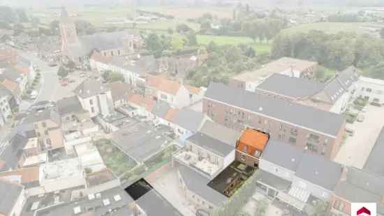 Verzorgde herenwoning met 4 slpks op 142m² in Wakken!