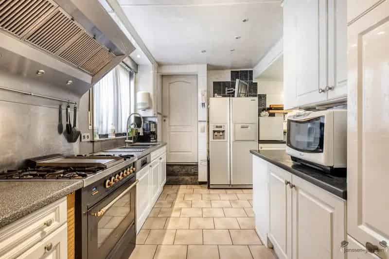 Duplex Appartement te Koop Boom 2 Garages