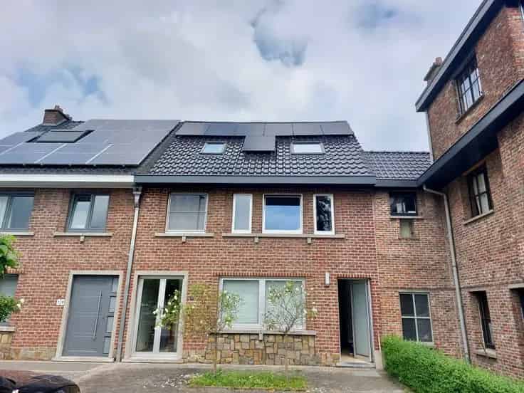 Huis Te Koop Herdersem: Ruime Energiezuinige Woning met Tuin en Bos