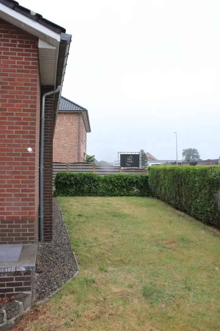 Te Huur Ruime woning 3 slaapkamers veel bergruimte Helchteren