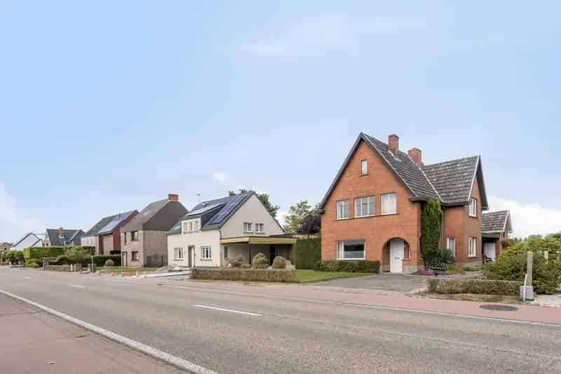 Te renoveren gezinswoning Alken