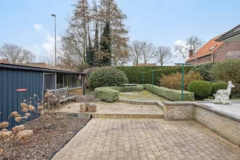 Huis te koop: Instapklare villa 4 slaapkamers grote tuin