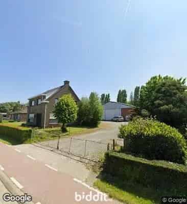 Open Bebouwing met Loods en Garage 5 slaapkamers