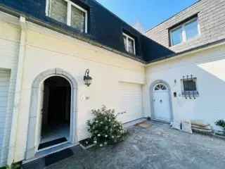 Appartement te koop Sint Genesius Rode - Privélift Terras 30m²
