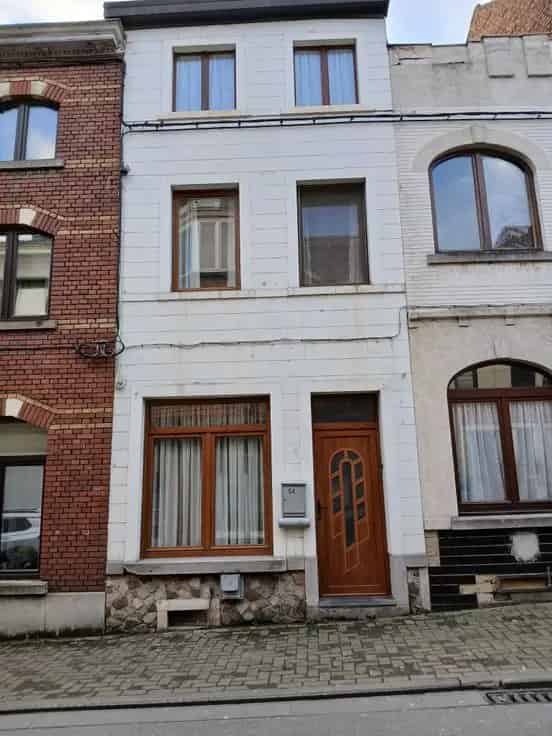 Huis Te Koop 3 slaapkamers terras tuin