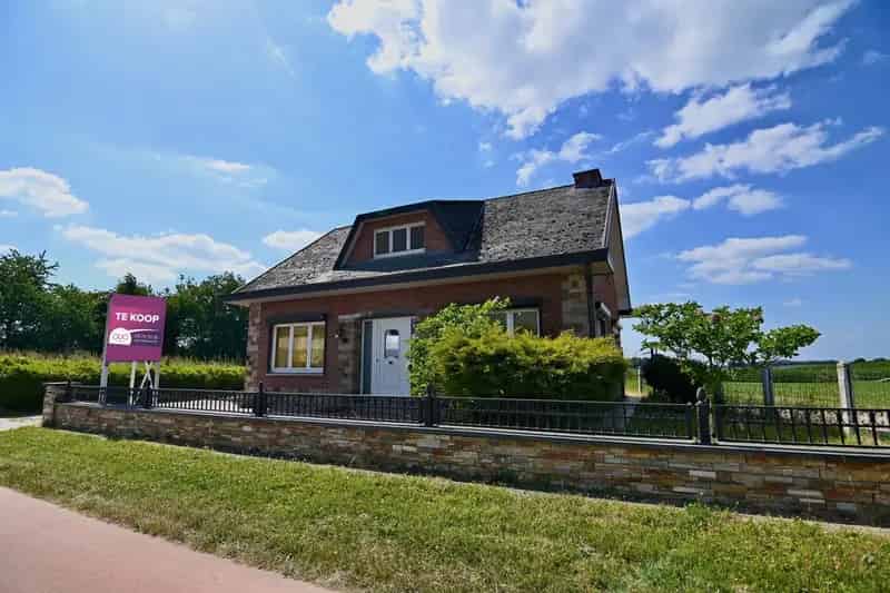 Vrijstaande woning Sint-Truiden: Idyllisch uitzicht grote garage
