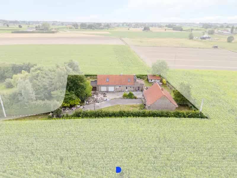 Landelijk gelegen woning met bijgebouw Moorslede