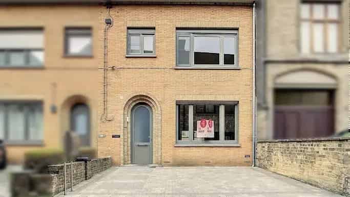 Huis te huur Veurne 3 slaapkamers gerenoveerd