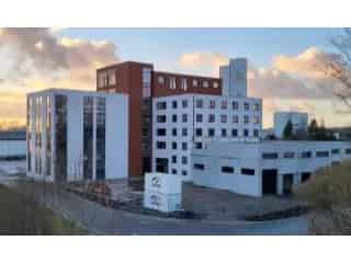 Kantoorruimte te koop Kerkhove - Modern complex met penthouses