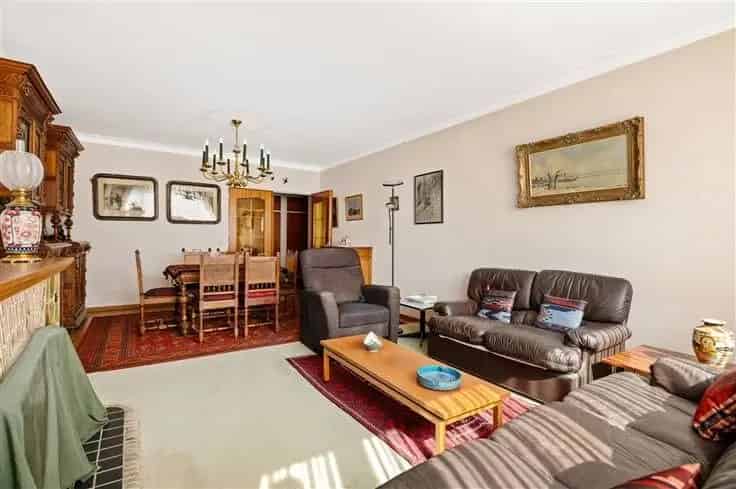 Appartement te renoveren 3 slaapkamers Deurne
