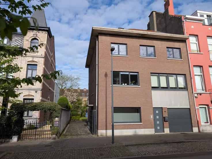 Huis Te Koop Ukkel Vorst 5 slaapkamers grote tuin