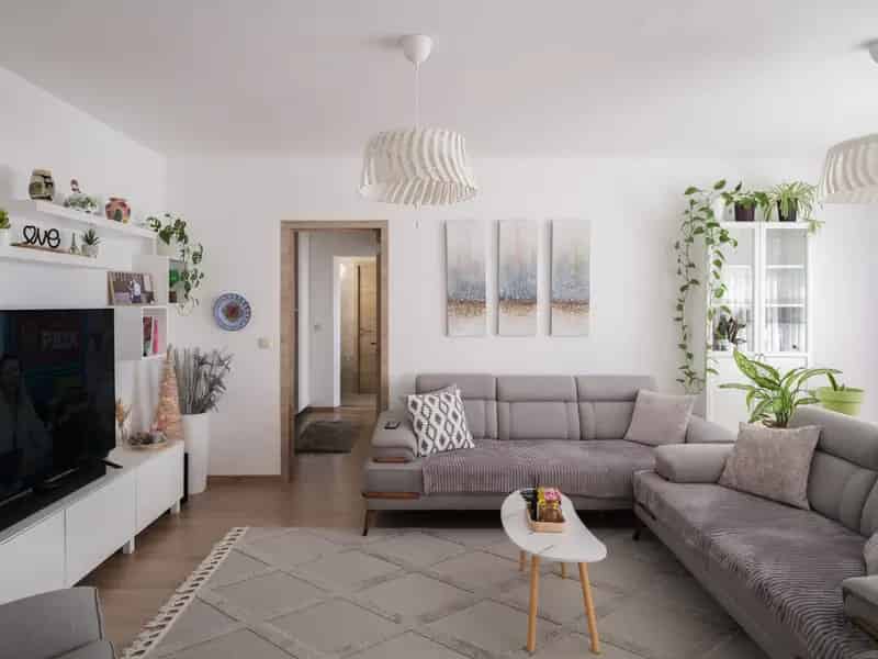 Appartement te Koop Gent: Modern Gerenoveerd 2 Slaapkamers