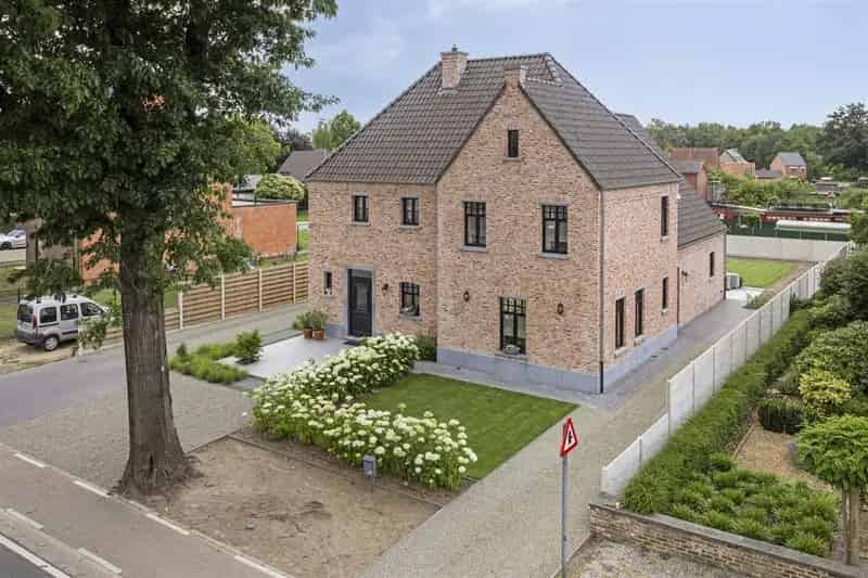 Nieuwbouwwoning met Zorgwoning te Zonhoven