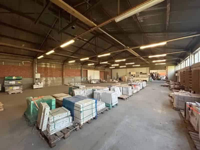Magazijn te Huur 833m² Zele