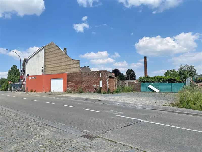 Te renoveren woning 380m² perceel