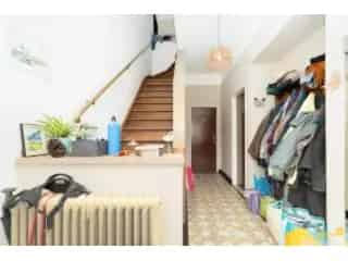 Huis te koop La Louviere Grote gezinswoning 244m2 Garage Tuin