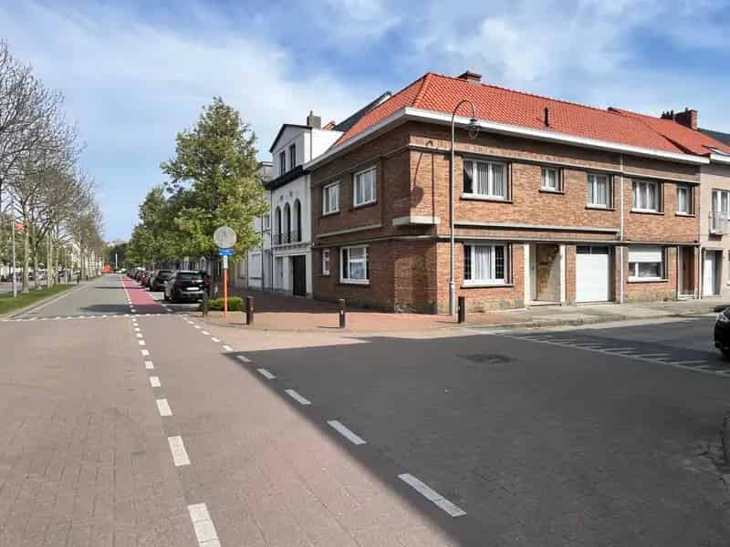 Huis te huur Heist-aan-Zee: 3 slaapkamers, garage, nabij strand en station