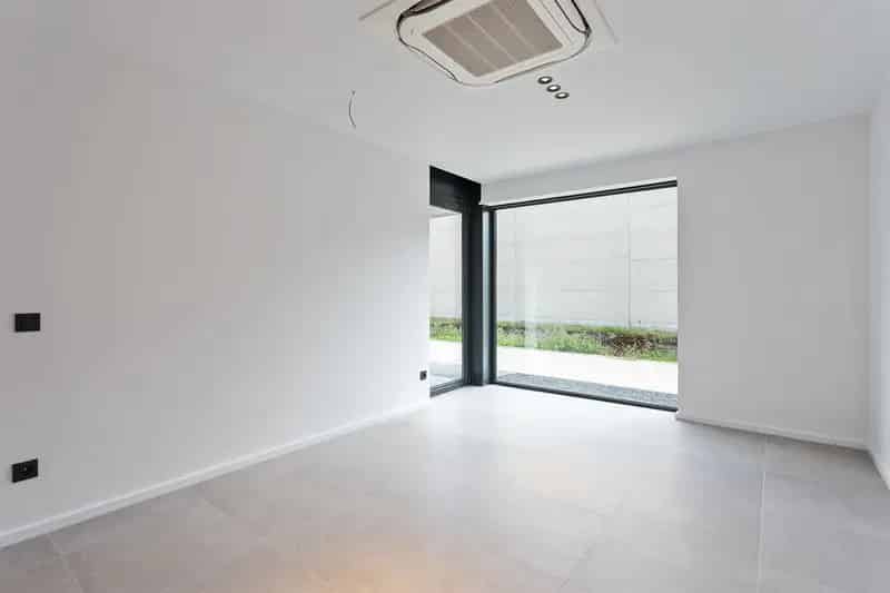 Kantoorruimte met veel mogelijkheden TOPlocatie