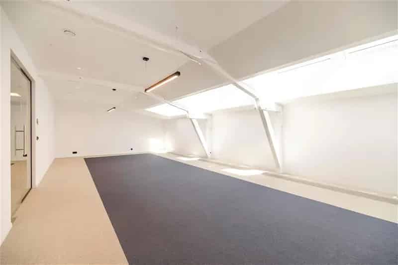 CONGRES 1 600m²