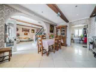Huis te koop Montignies-sur-Sambre - Gezinswoning met Studio