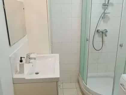 Gemeubileerd studio appartement te huur Av Eugen Plasky