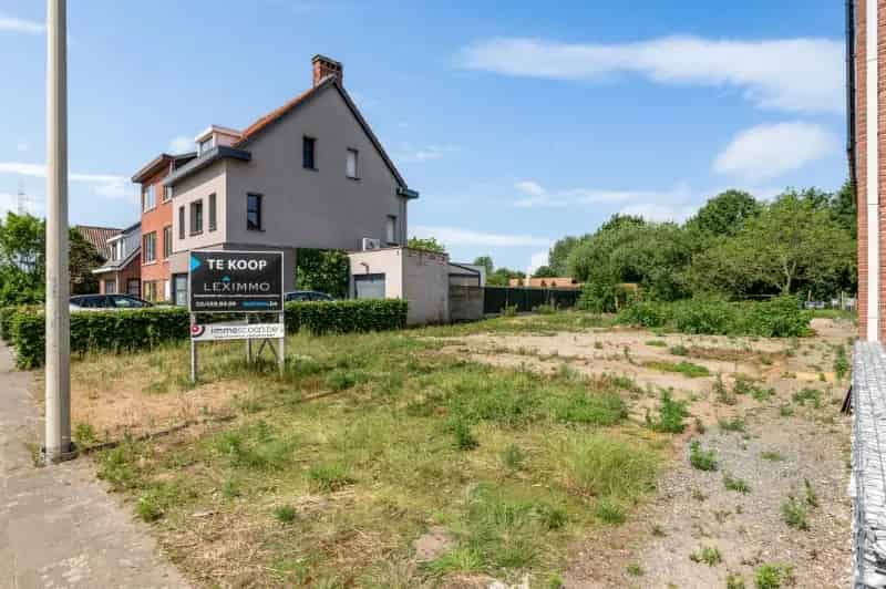 Bouwgrond 650m2 HOB  A12 E19 natuurgebied