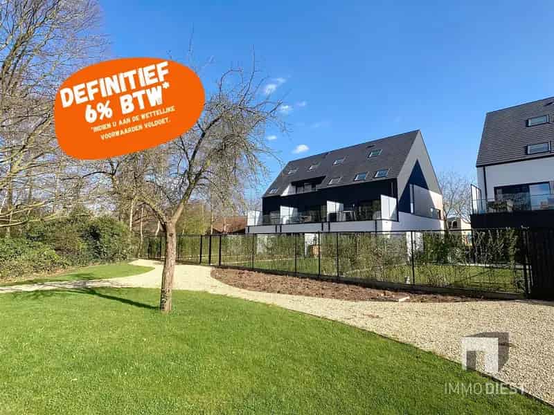 Penthouse te huur 4 slaapkamers 189m2