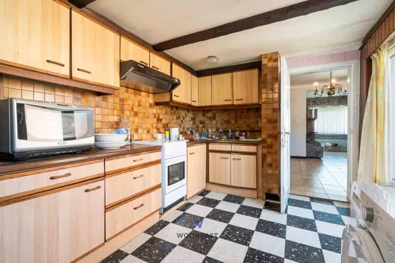 Huis te huur: 3 slaapkamers, tuin, garage - renovatieproject
