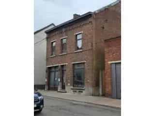 Handelspand te Koop Trazegnies 540m² Wonen en Werken