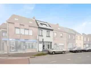 Huis te koop Sint Amands - Ruime woning met 3 slaapkamers en tuin