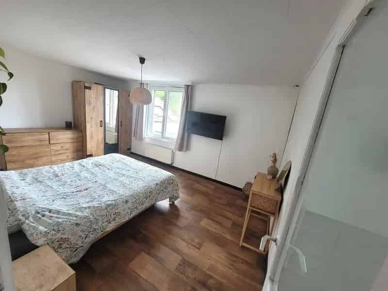 Huis te koop: Gezellige woning met 2 slaapkamers en zolder