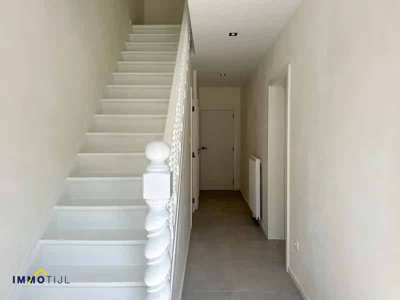 Instapklare woning 3 slpk 2 badk tuin garage Zottegem