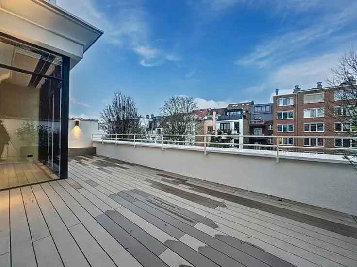 Penthouse 3 slaapkamers 2 terrassen Brussel Te Huur