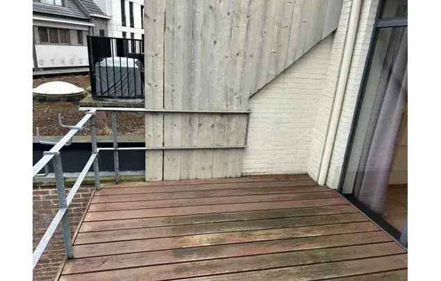 Huur 3 slaapkamer appartement van 120 m² in Antwerp