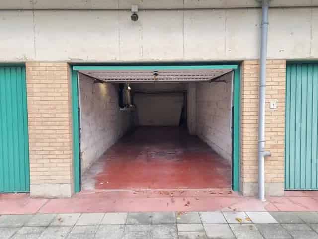 Garagebox te Woluwe-Saint-Lambert - 2 Wagens