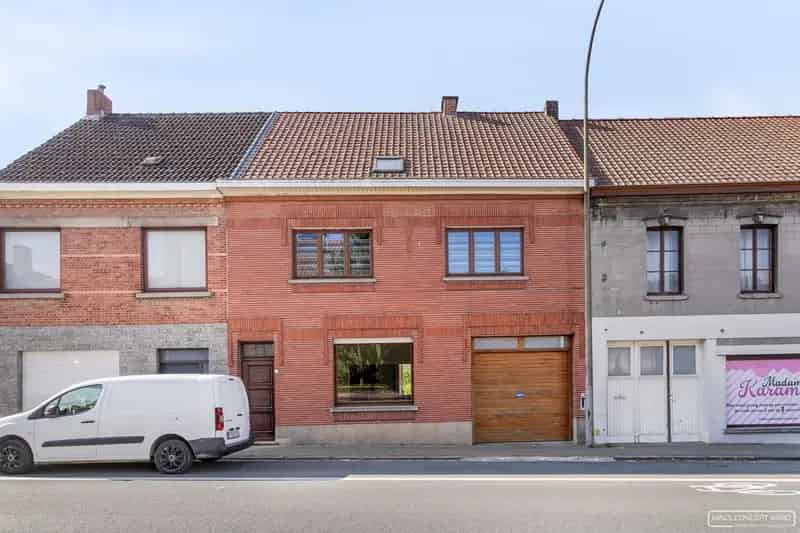 Ruime woning te koop centrum Tiegem