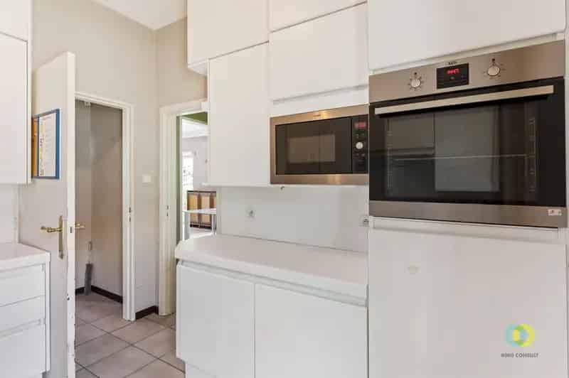 Huis te koop: Villa met tuin en garage